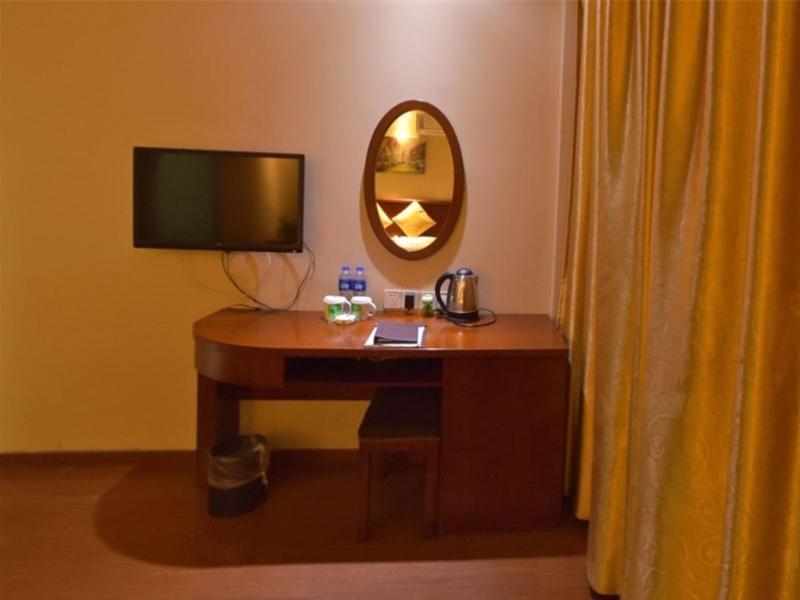 Greentree Inn Shanghai Songjiang District Yanshou Road Li Ta Express Hotel Zhujing Dış mekan fotoğraf
