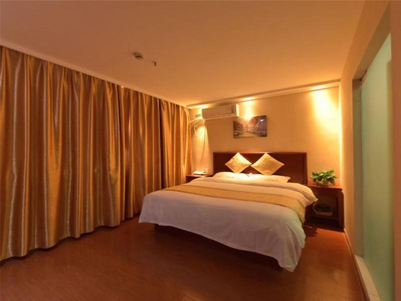 Greentree Inn Shanghai Songjiang District Yanshou Road Li Ta Express Hotel Zhujing Dış mekan fotoğraf